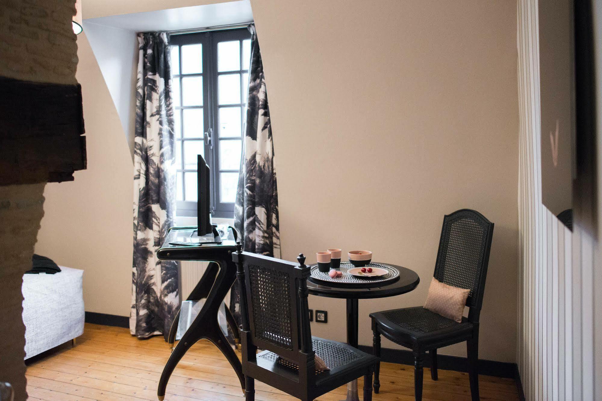 Bed and Breakfast Marnie Et Mister H Rennes Exteriér fotografie